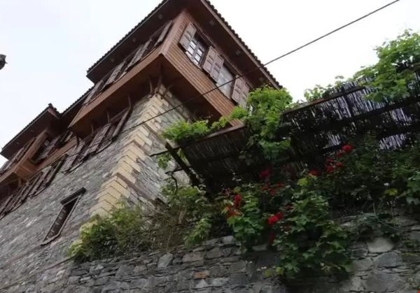 Altınoluk Otel Altın Çeşmeli Konak Butik Otel Altınoluk